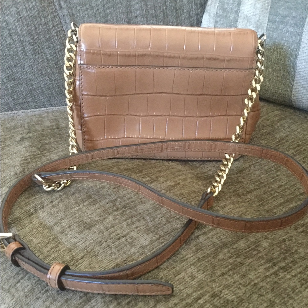 Authentic Michael Kors Crossbody - Picture 4 of 5